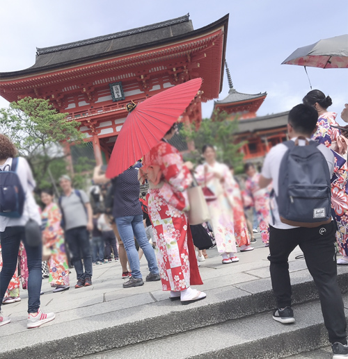 ブログ更新しました♪ 八代目のはんなり京都旅♪